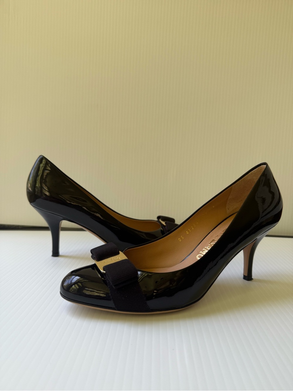 Salvatore Ferragamo Carla Patent Leather Black Heels Size 8B